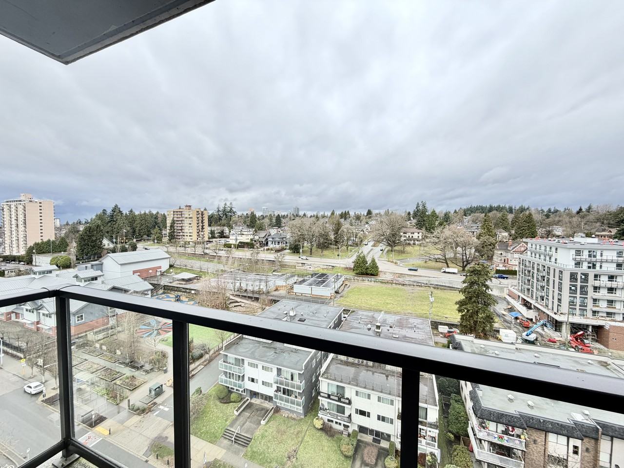 188 Agnes Street - Photo 5 of 11