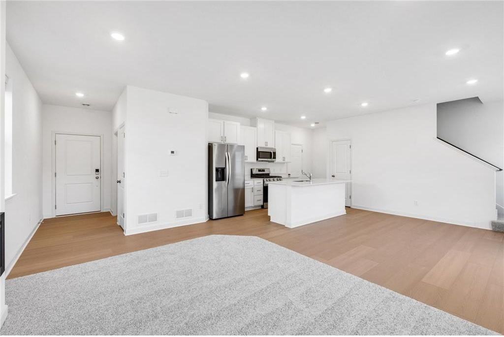 11112 203rd Street West - Photo 5 of 17