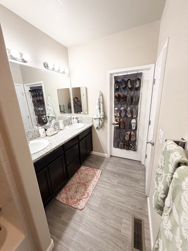 5875 Kearney Dr #NA - Photo 2 of 9