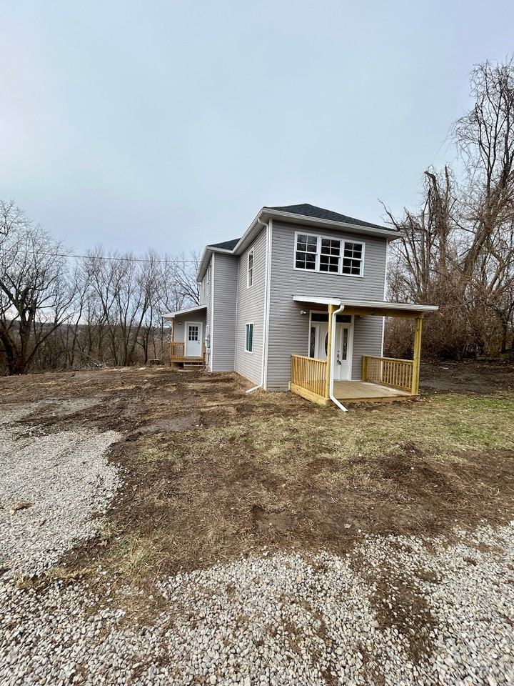 1423 Mitchell Ave #NA - Photo 2 of 20