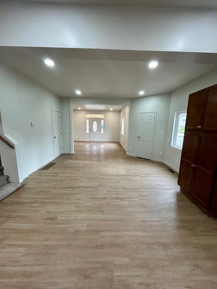 1423 Mitchell Ave #NA - Photo 6 of 20