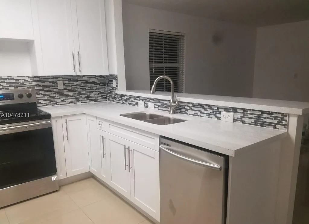 12881 Sw 30th St #116 - Photo 5 of 21