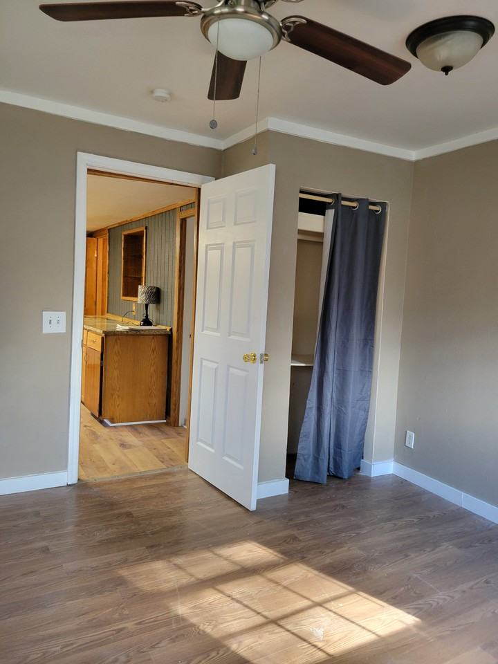 895 W Schmitt Rd #NA - Photo 2 of 13