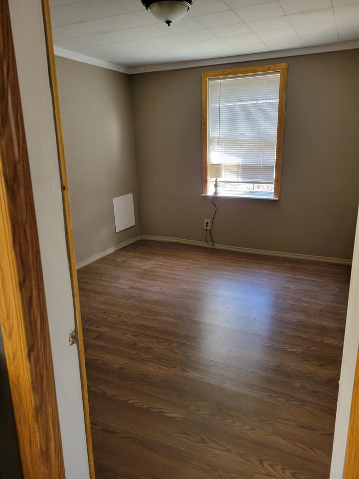 895 W Schmitt Rd #NA - Photo 4 of 13