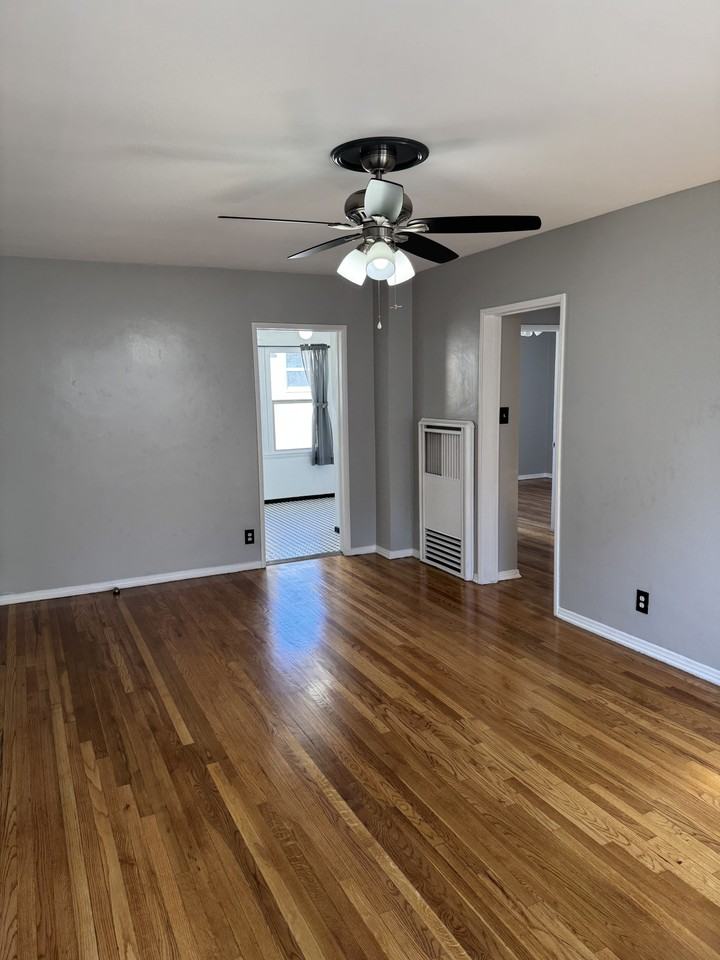 144 N Maple St #144-1-2 - Photo 3 of 18