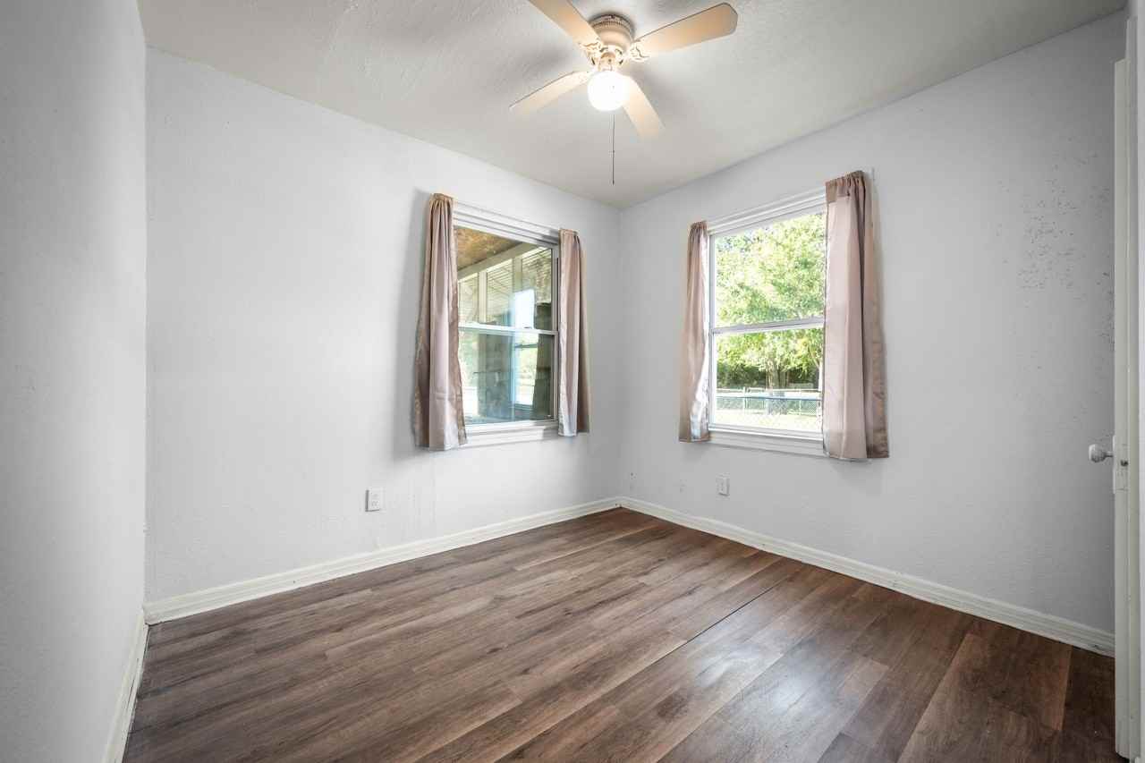 1602 Wambolt St #NA - Photo 6 of 14