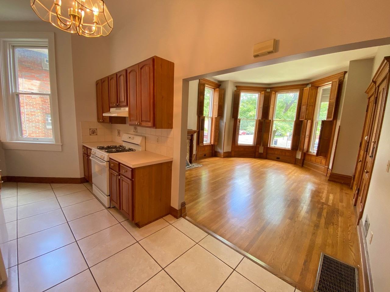 King Ave 218 TPP - Photo 3 of 15