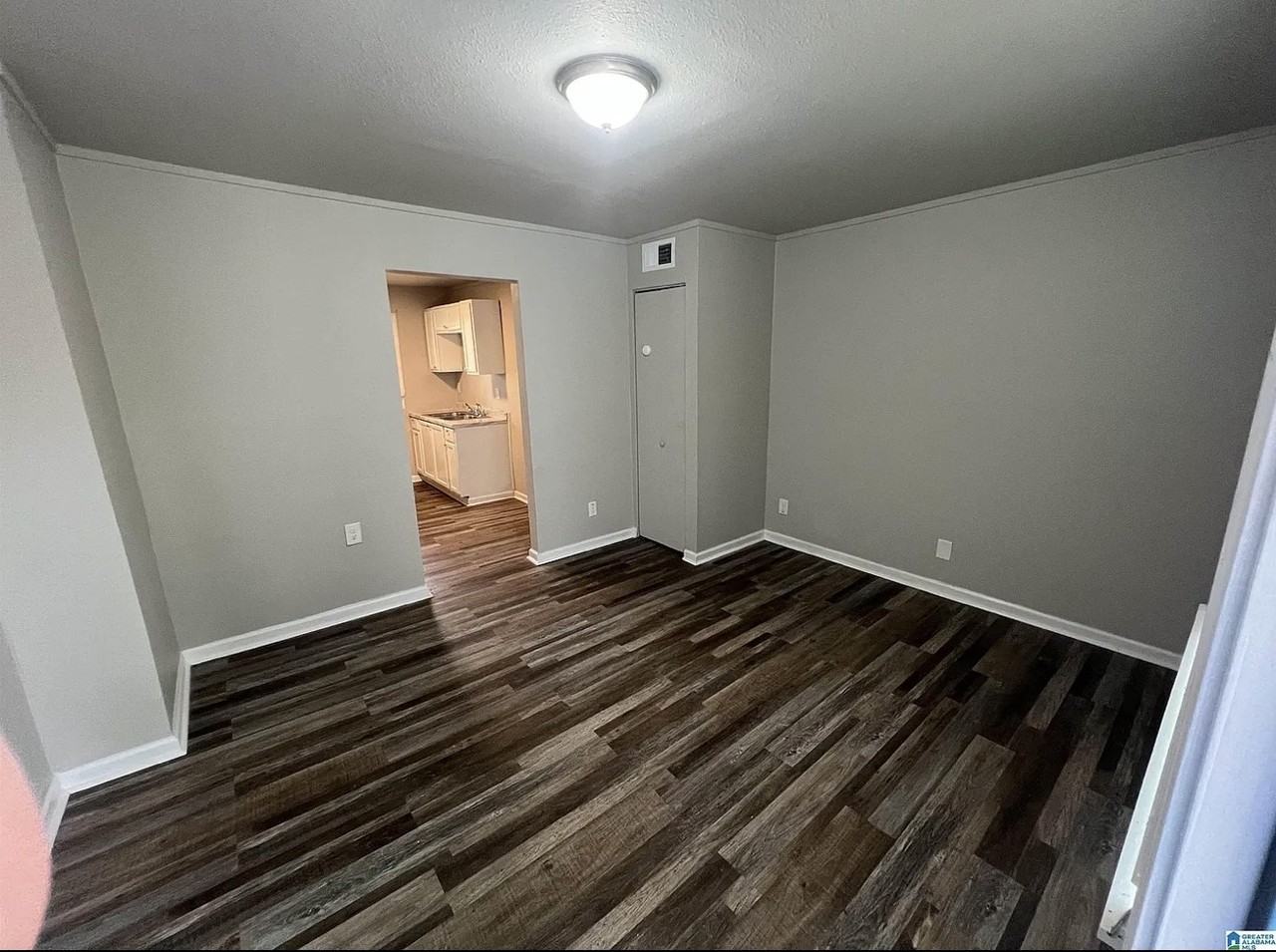 2305 21st Avenue N Birmingham, AL 35234 - Photo 2 of 8