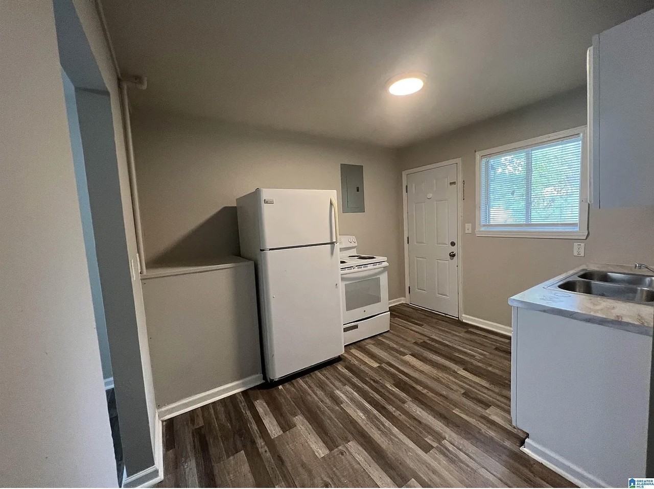 2305 21st Avenue N Birmingham, AL 35234 - Photo 6 of 8