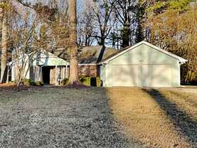 450 Leigh Kay Dr - Photo 1 of 1