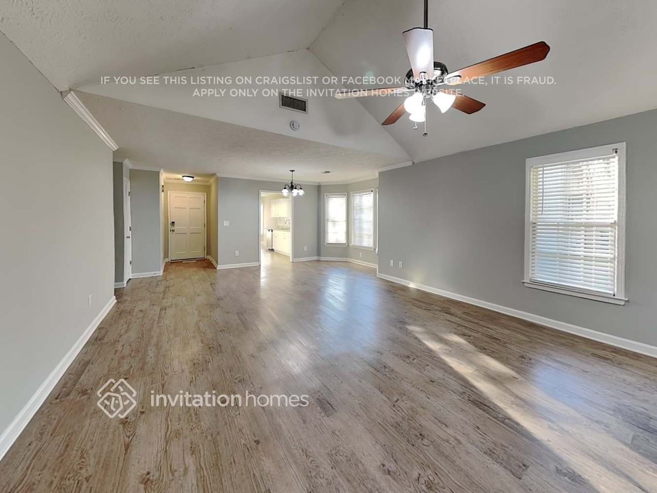 450 Leigh Kay Dr - Photo 3 of 17