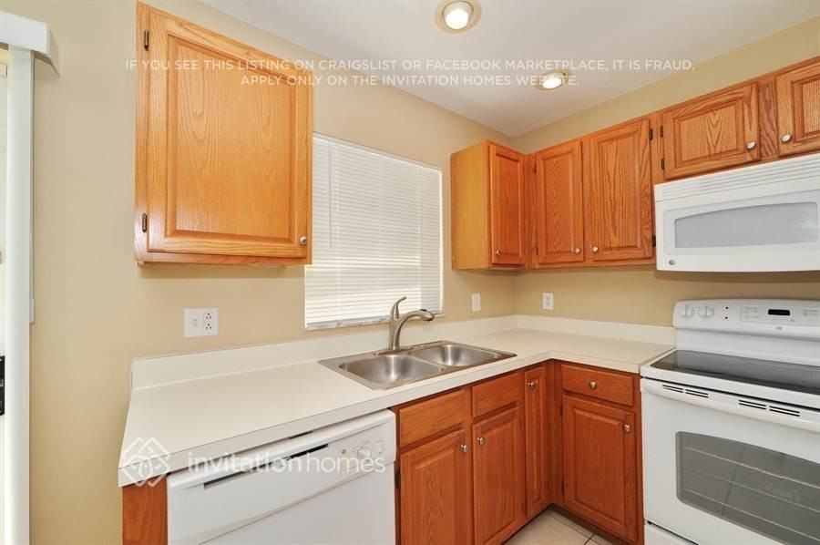 133 Allison Ave - Photo 5 of 22