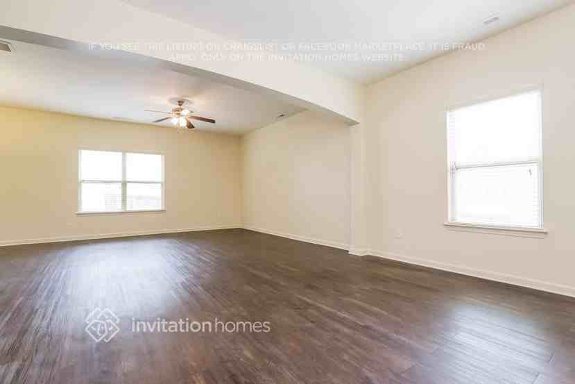 158 Cassady Ln - Photo 3 of 15