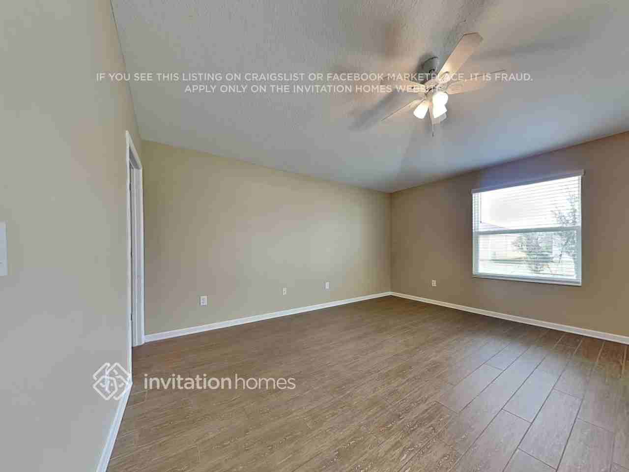 937 Caitlin Loop - Photo 3 of 18