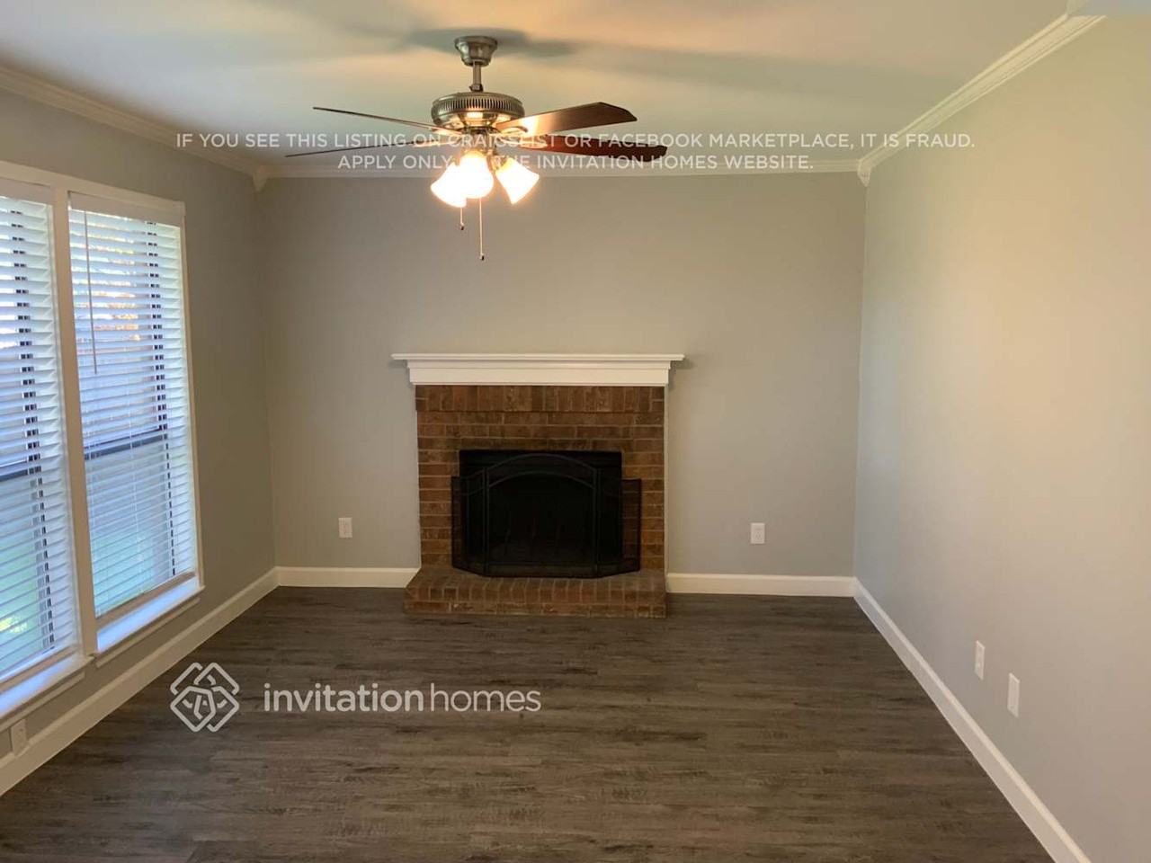 2204 Amhearst Ct - Photo 3 of 12