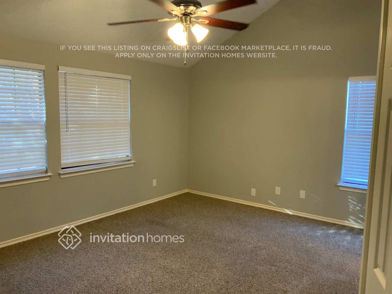 2204 Amhearst Ct - Photo 6 of 12