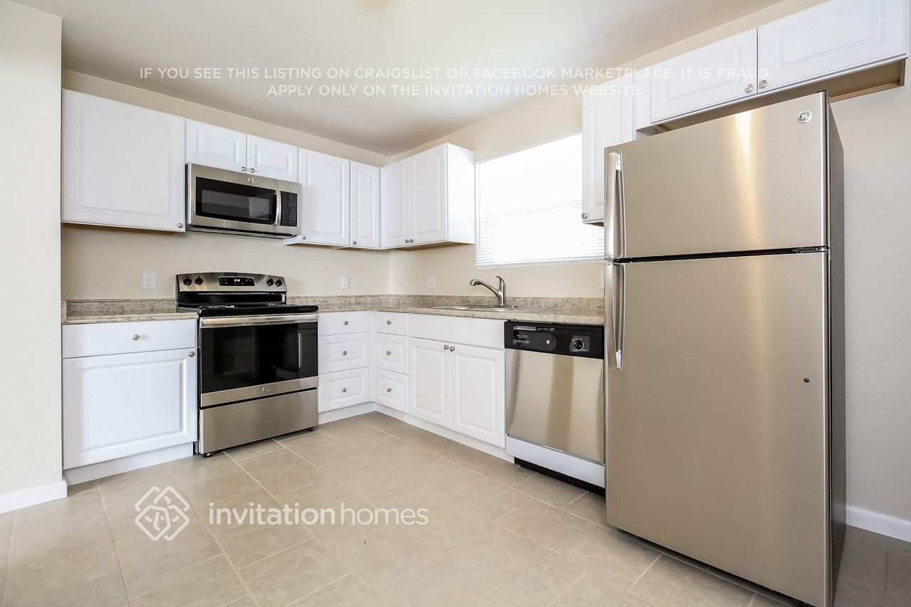 5342 Xanadu St - Photo 7 of 20