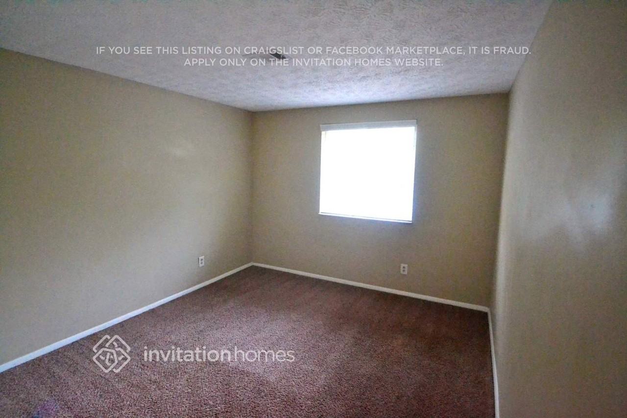 5571 Dove Trce - Photo 5 of 10