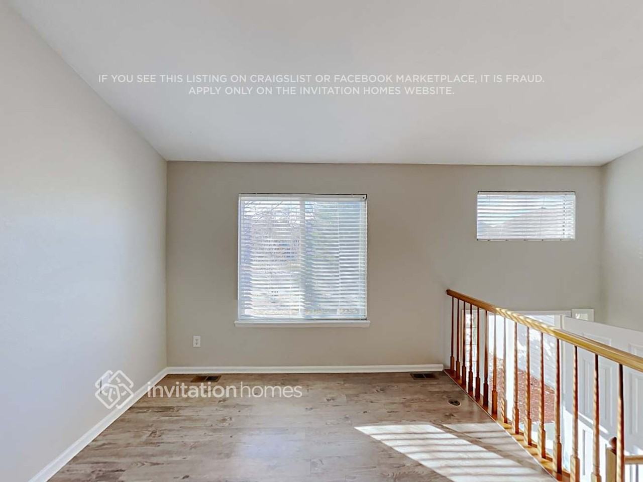 5824 S Quemoy Cir - Photo 4 of 18