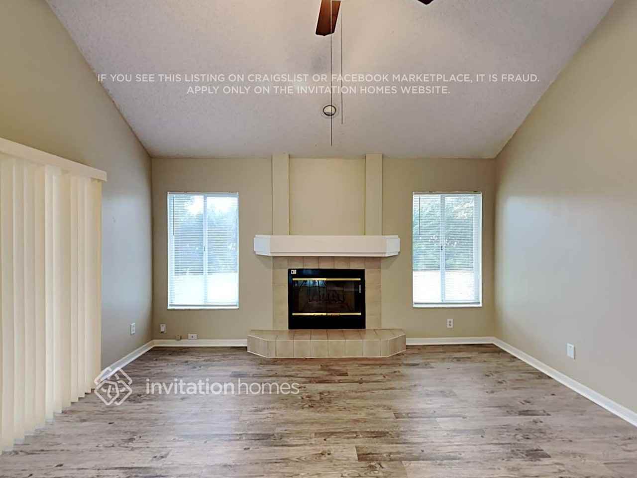 1904 Paddock Dr - Photo 4 of 17