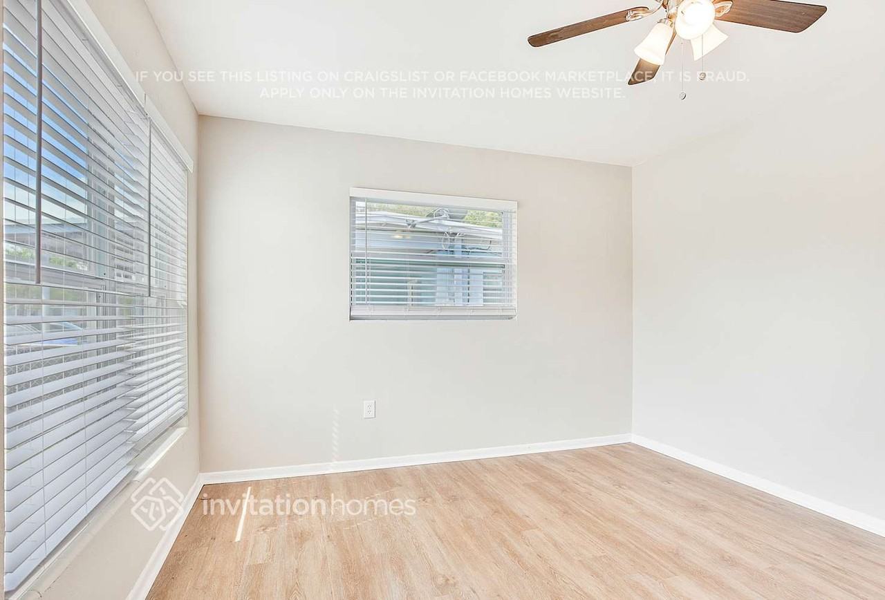 5009 Kipp Pl - Photo 4 of 25