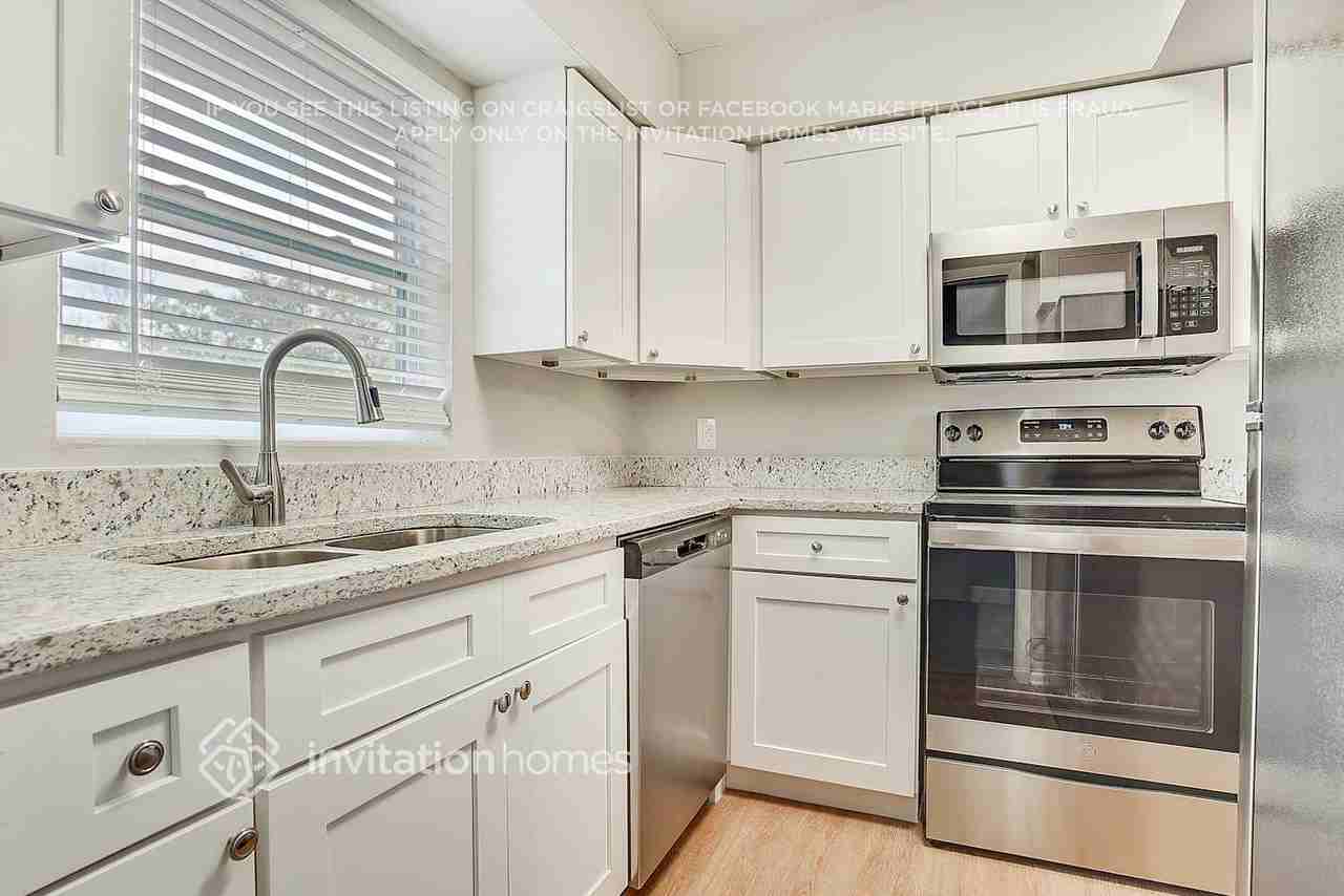 5009 Kipp Pl - Photo 7 of 22