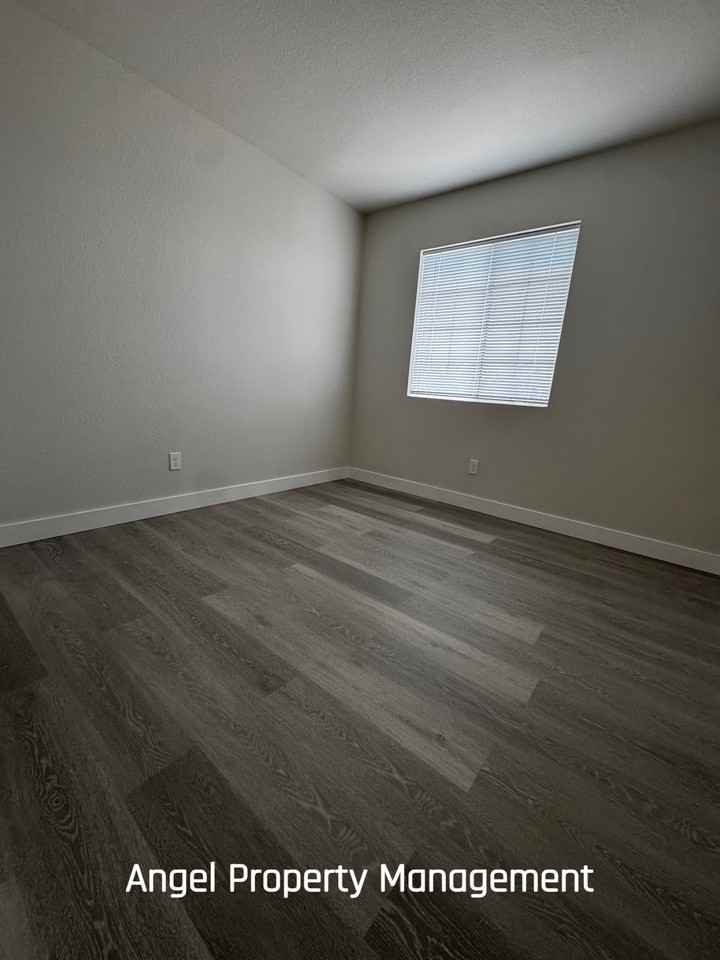 1168 Oak Haven Way #H8 - Photo 6 of 26