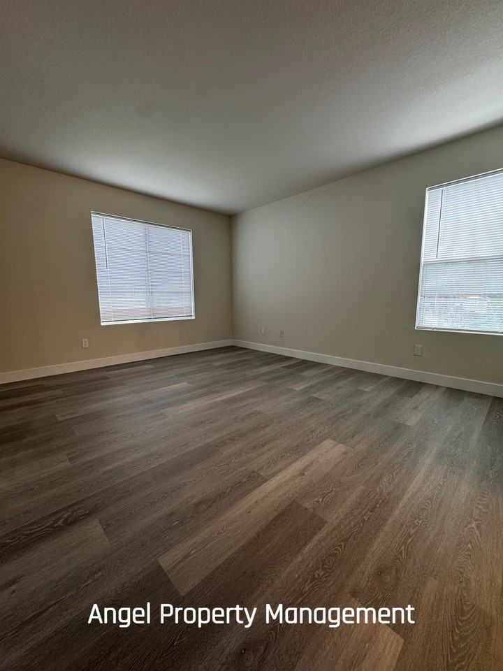 1168 Oak Haven Way #H8 - Photo 7 of 26