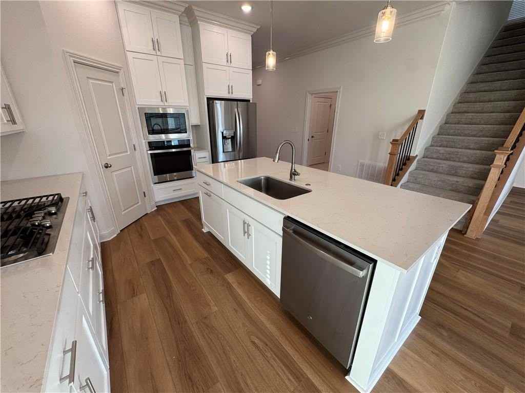 3004 S 14th St - Photo 3 of 32