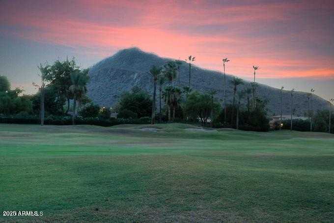 4616 N 65th St - Photo 6 of 50