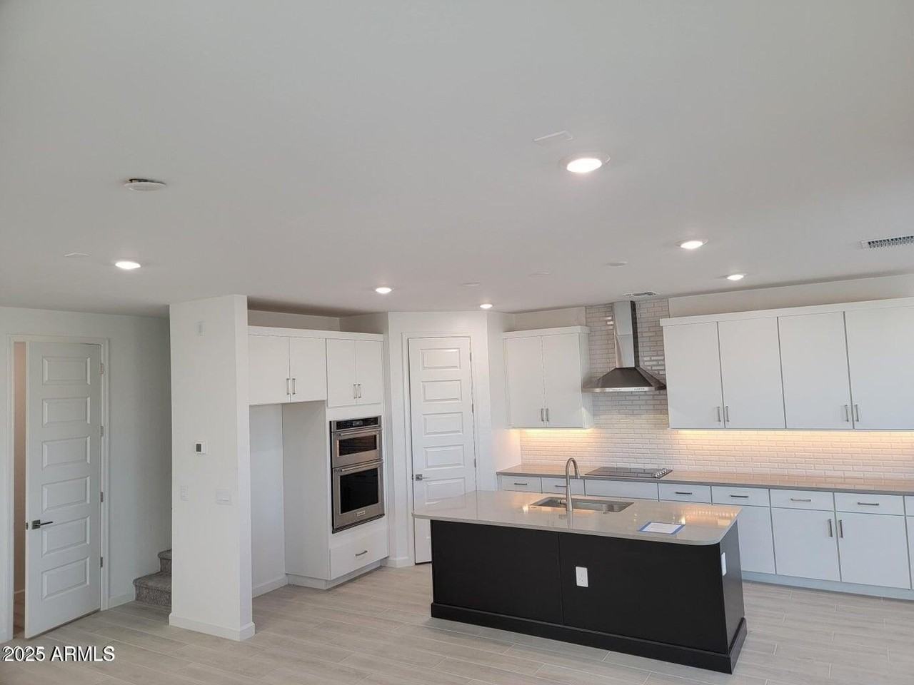 9842 S 11th St - Photo 4 of 14