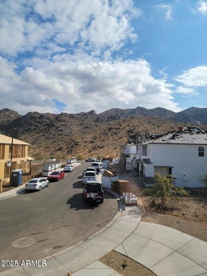 9842 S 11th St - Photo 5 of 14