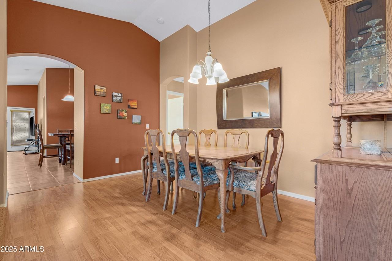 44454 W Oster Dr - Photo 7 of 18