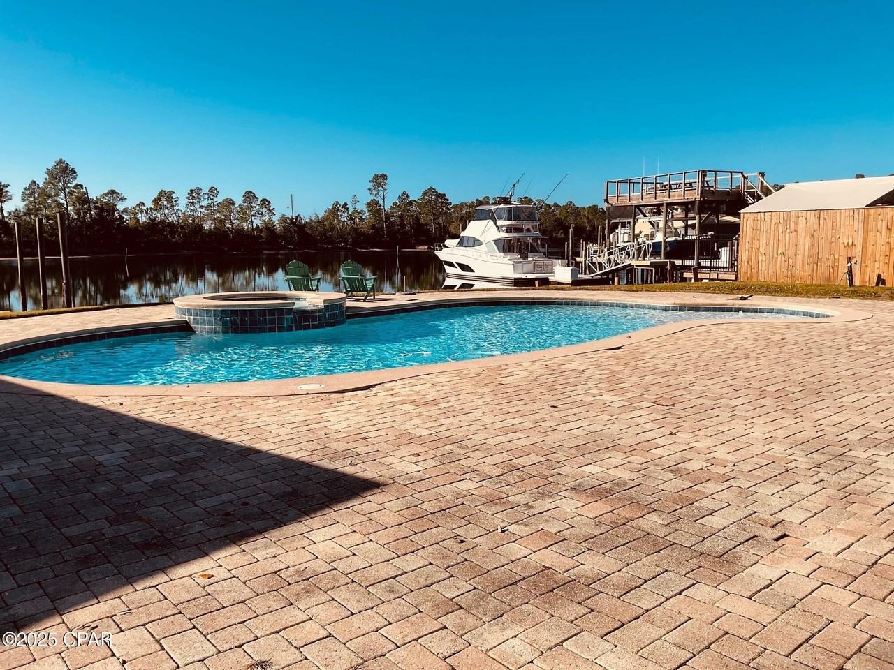 810 W 8th Street Cir - Photo 3 of 3