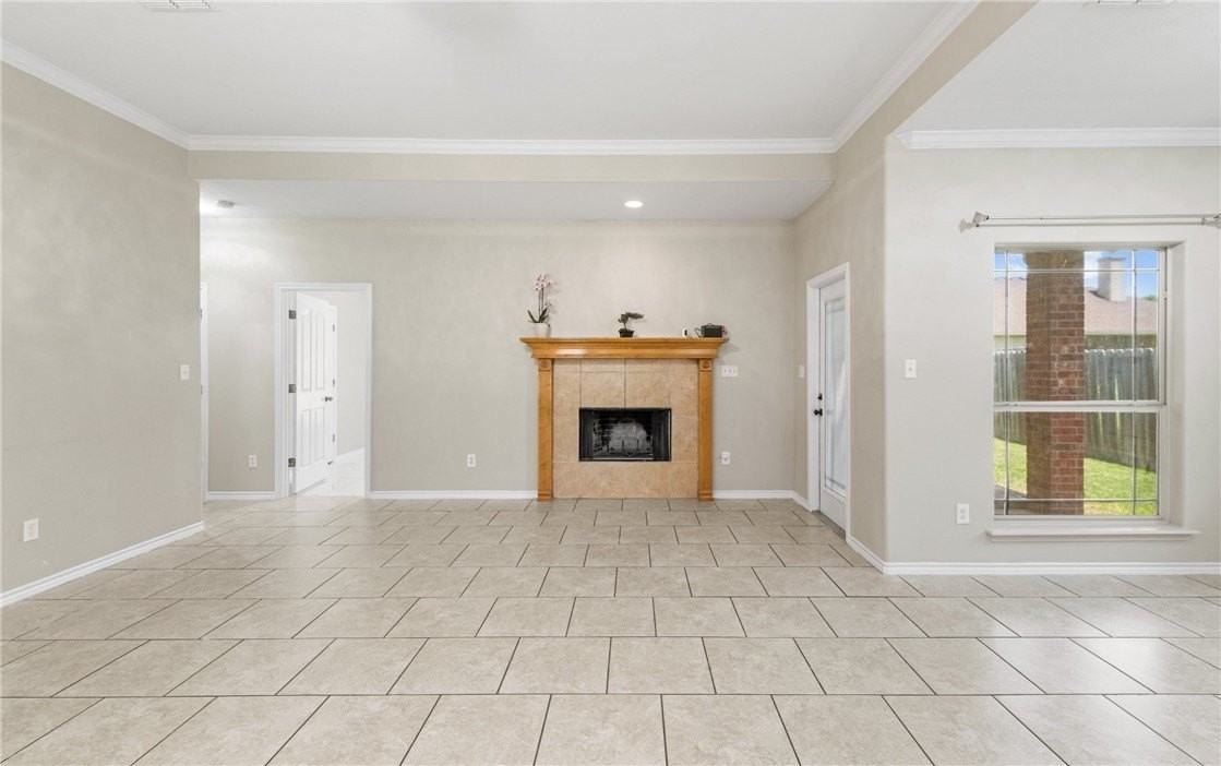 3613 Berkeley Dr - Photo 2 of 21