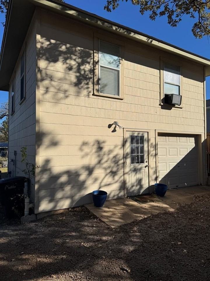 605 S Washington St - Photo 3 of 23