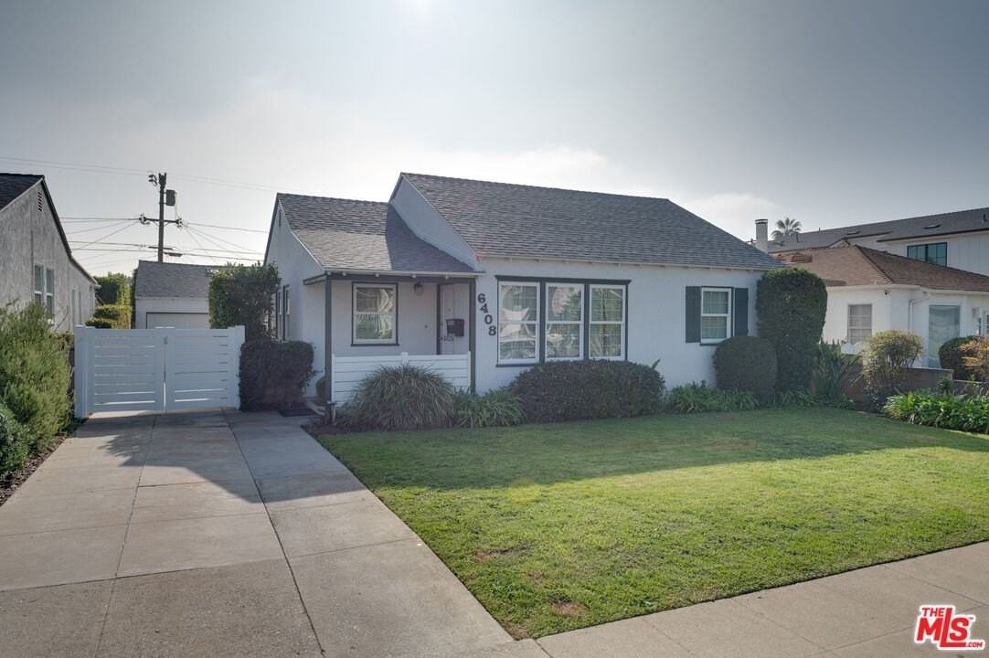 6408 W 82nd St - Photo 2 of 25