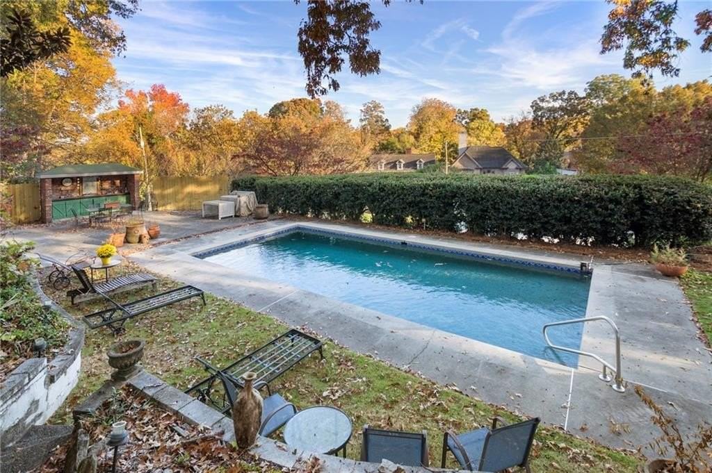 4 Ansley Dr Ne - Photo 3 of 50