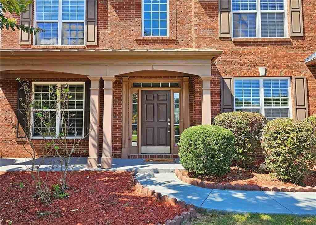 1215 Clandon Pl - Photo 2 of 31