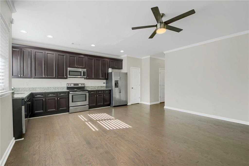 2042 Bolton Rd Nw - Photo 5 of 30