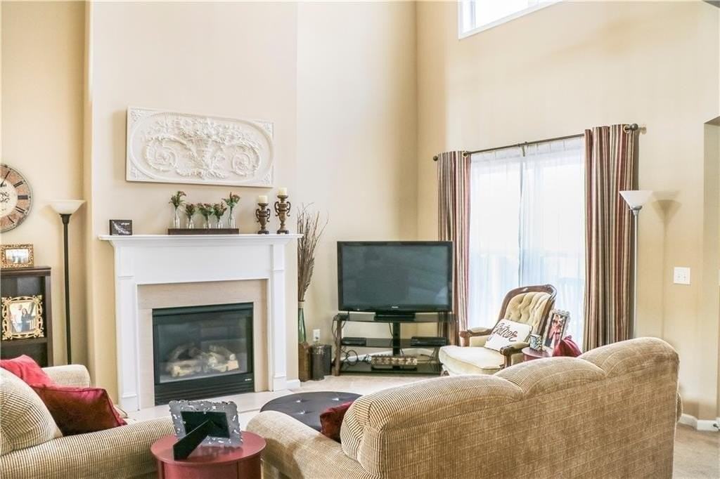 5710 Crestwick Way - Photo 5 of 21