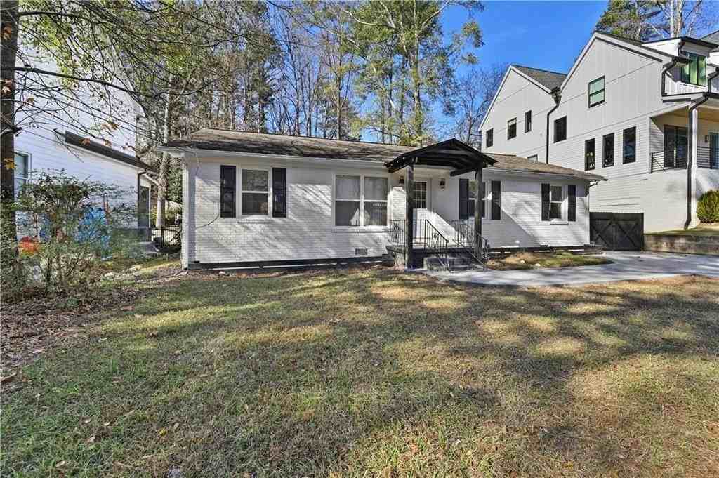 1728 Wayland Cir Ne - Photo 4 of 31