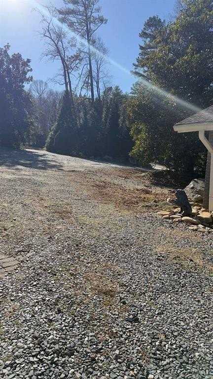 3400 Spalding Dr - Photo 2 of 27