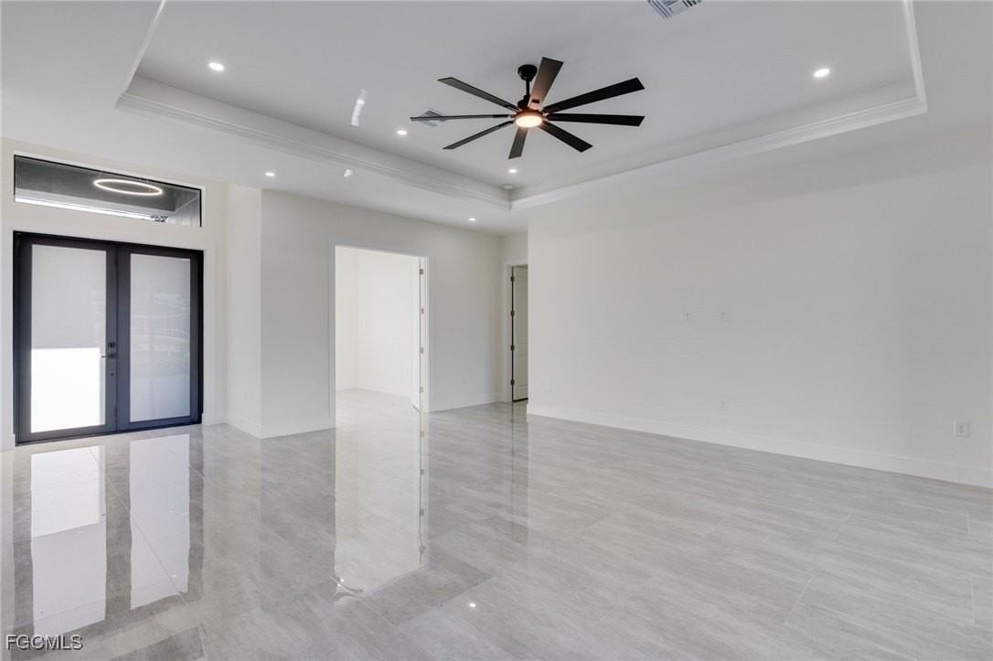 153 Se 21st St - Photo 4 of 22