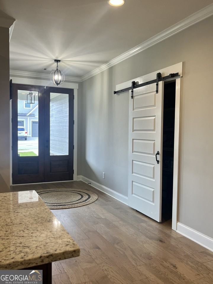 1180 Legend Dr - Photo 3 of 15