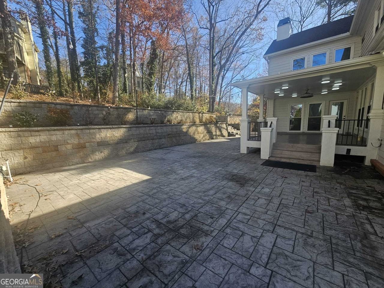 526 Coopers Pond Dr - Photo 3 of 27