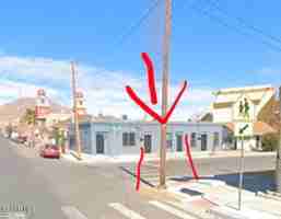 featured image of 520 S Park St