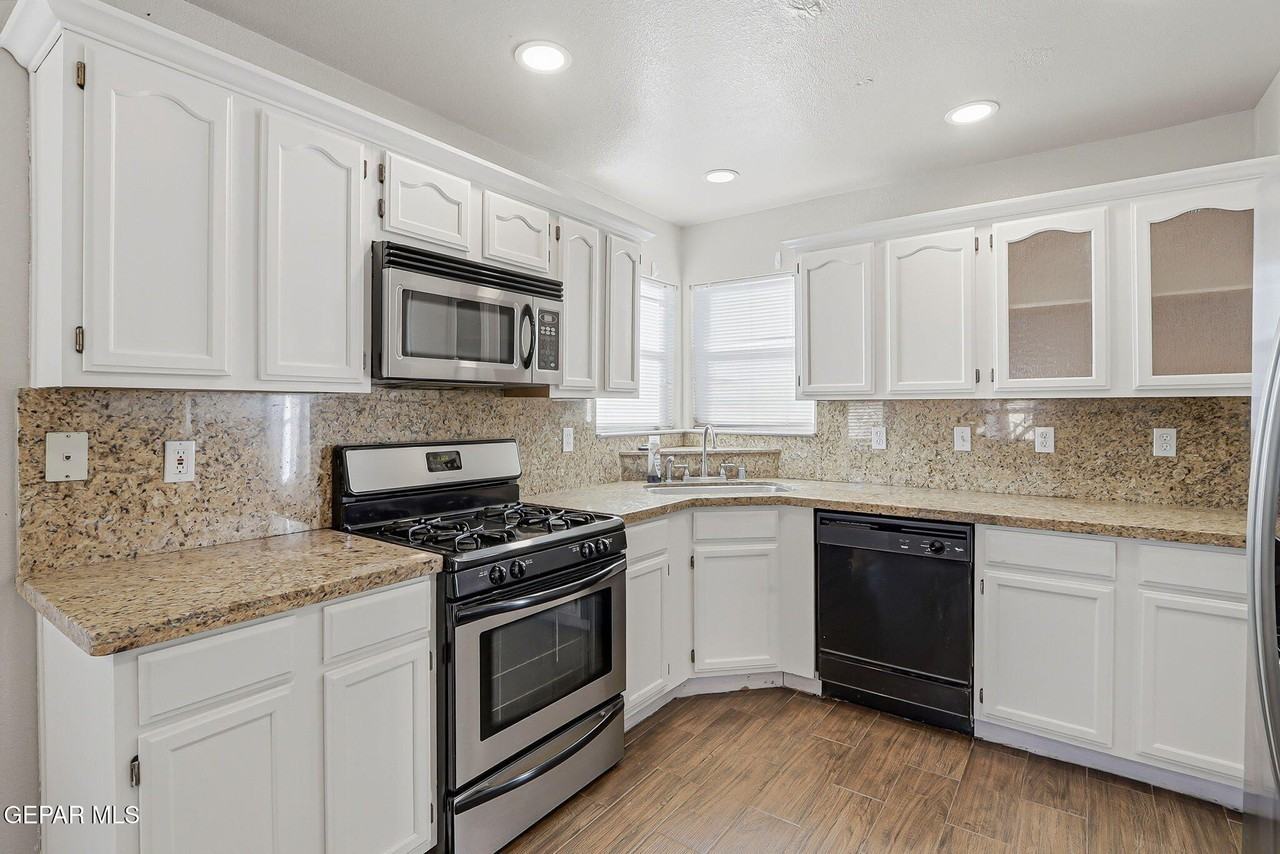 12608 Gilded Sun Dr - Photo 6 of 21