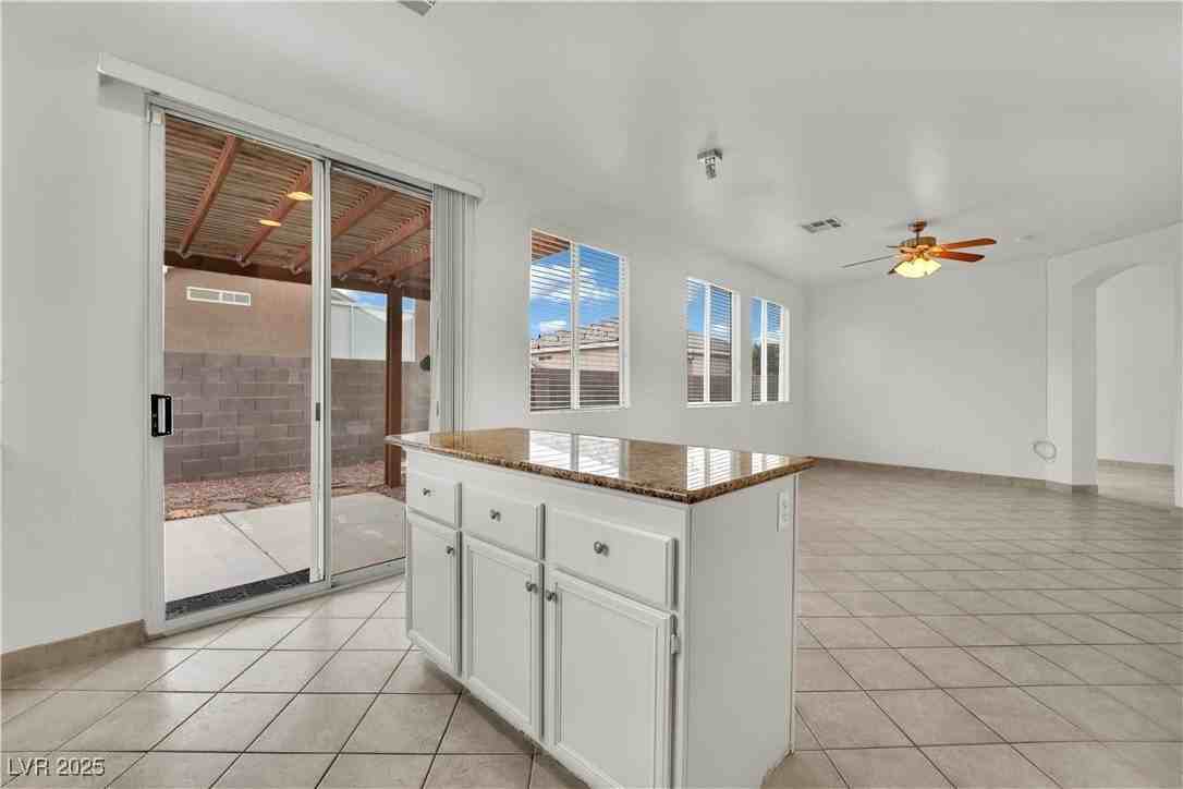 10316 Neopolitan Pl - Photo 7 of 30