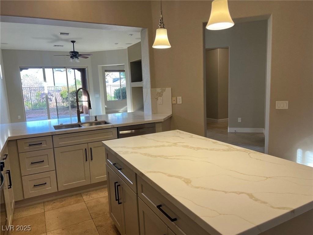 104 Emerald Dunes Cir - Photo 5 of 26